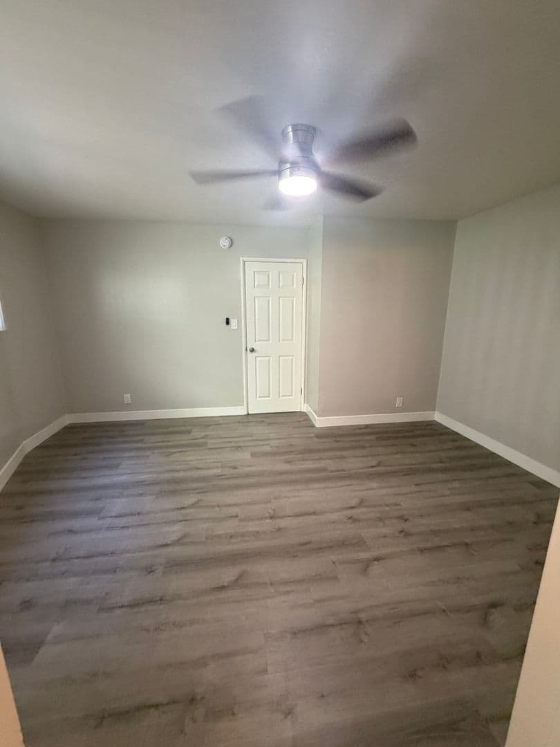 Los Angeles Apartment: 2505 & 2509 S Denison Ave