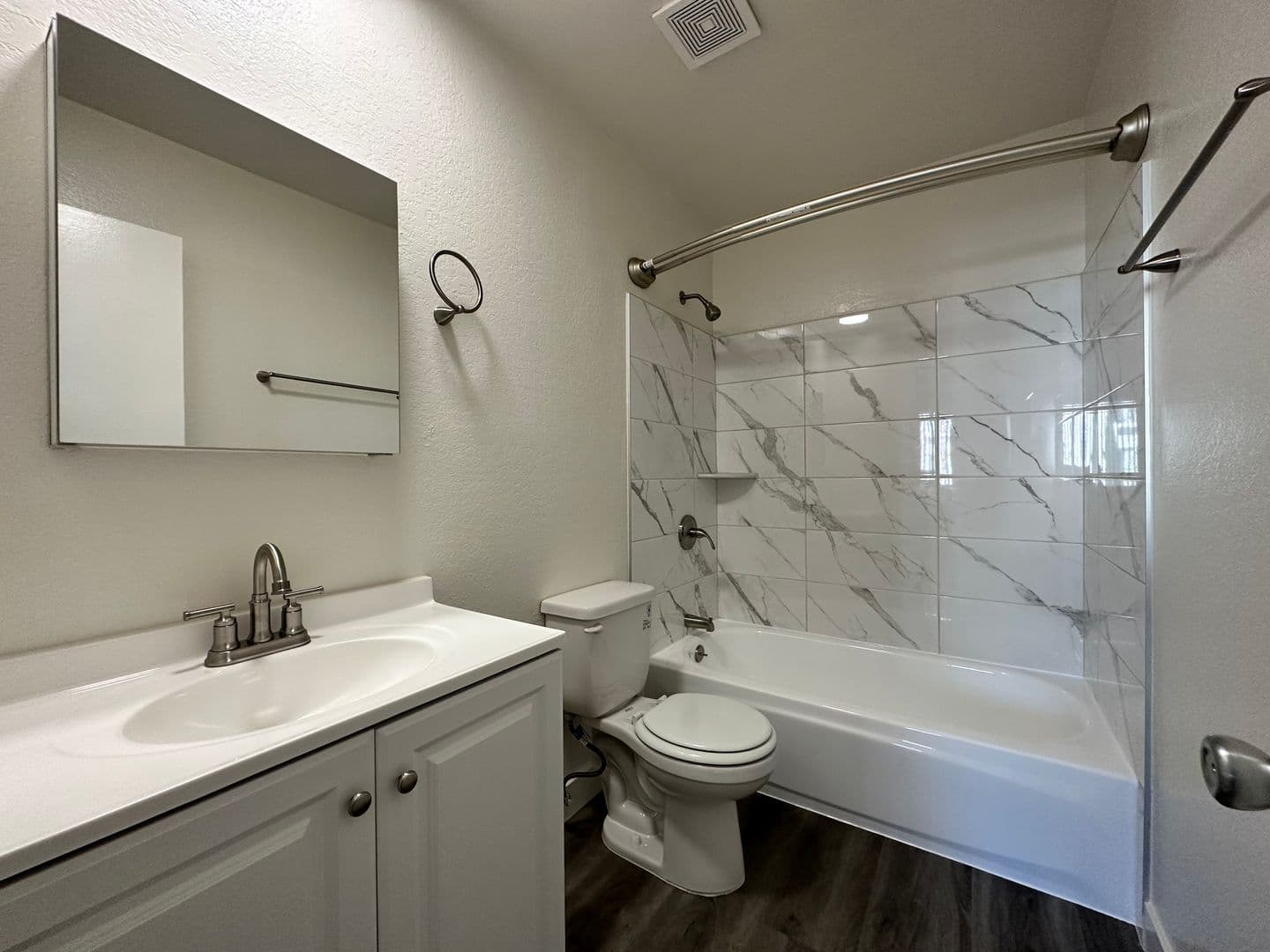 Van Nuys Apartment: 6861 Sepulveda Blvd