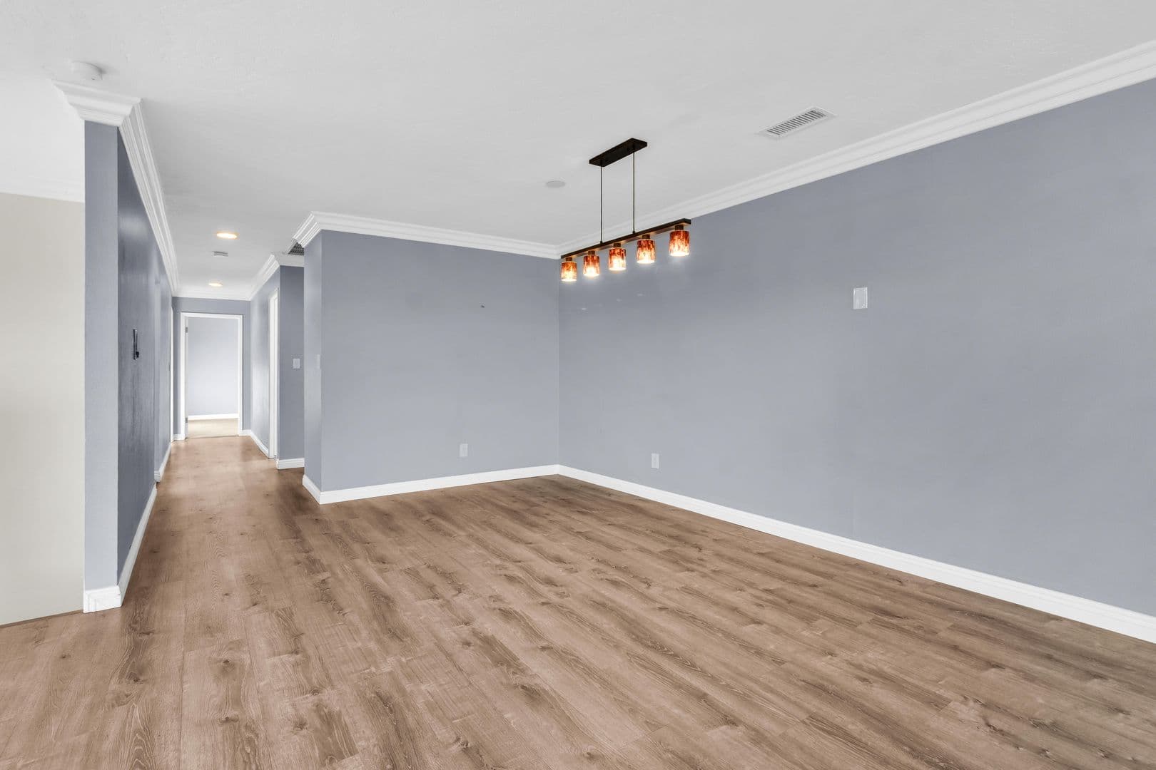 El Cajon House: 166 Cottonpatch Way