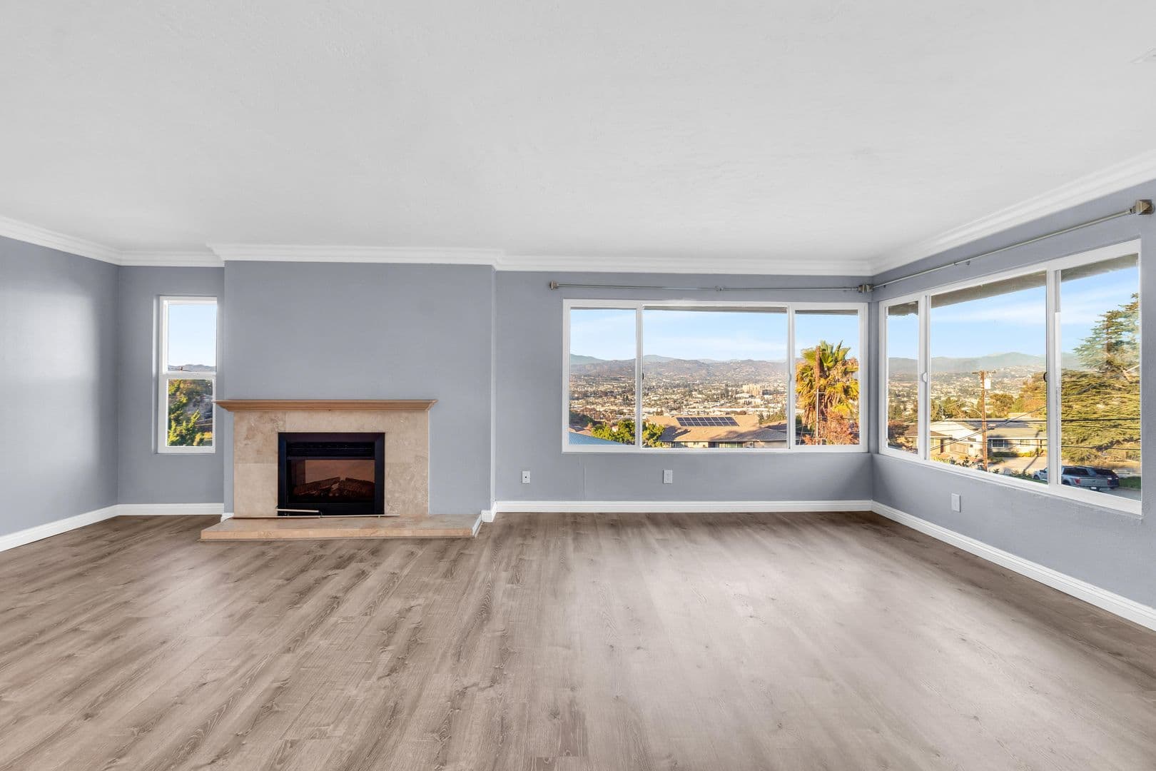 El Cajon House: 166 Cottonpatch Way