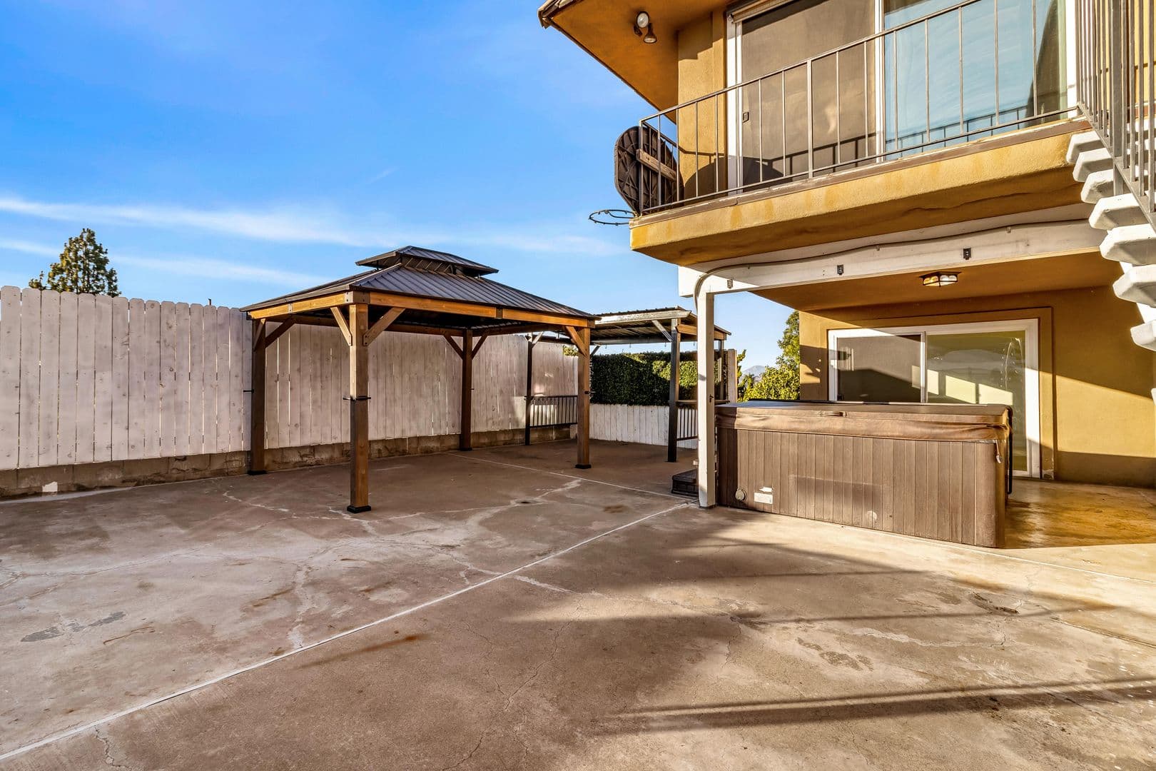 El Cajon House: 166 Cottonpatch Way