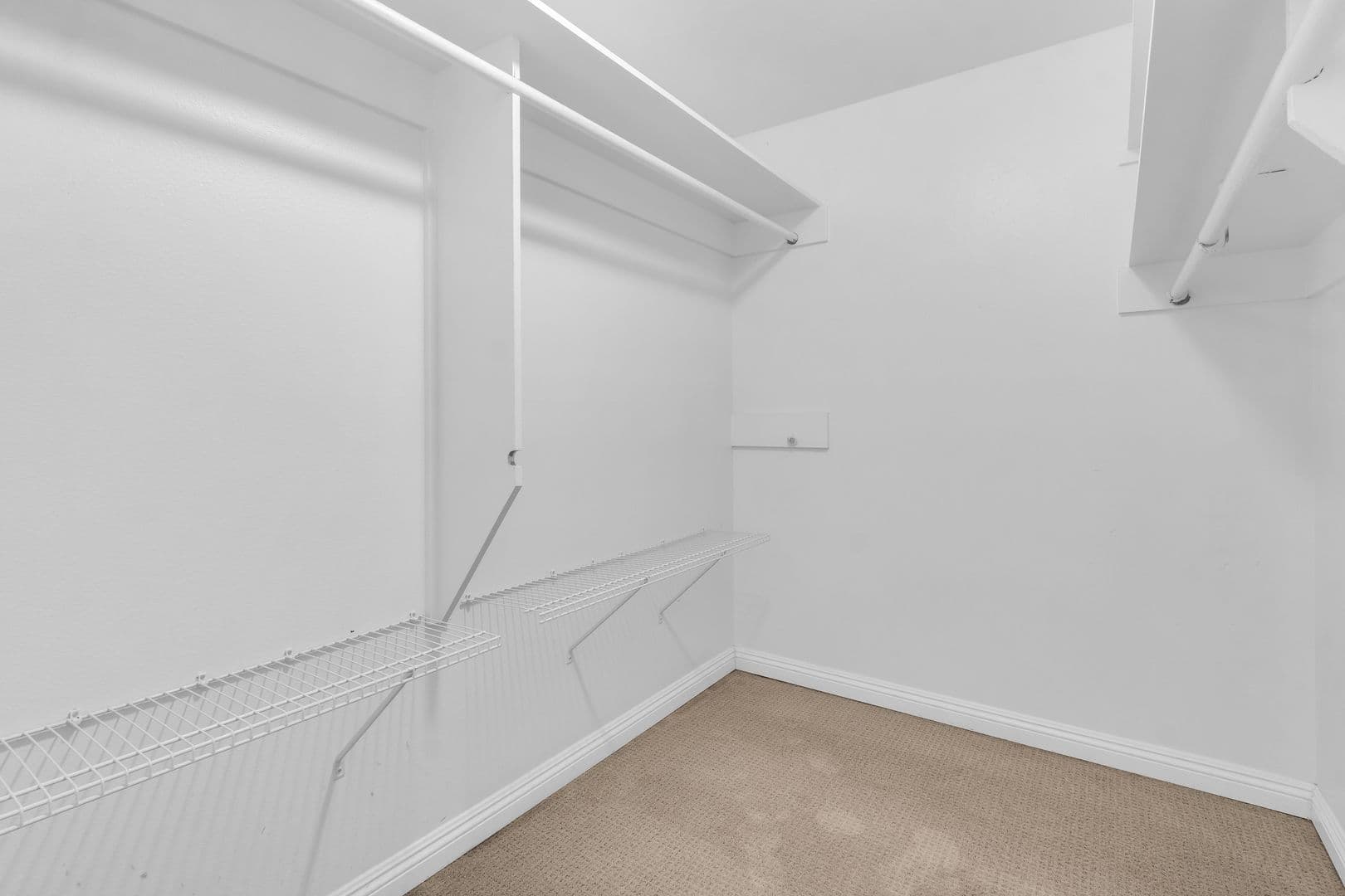 El Cajon House: 166 Cottonpatch Way