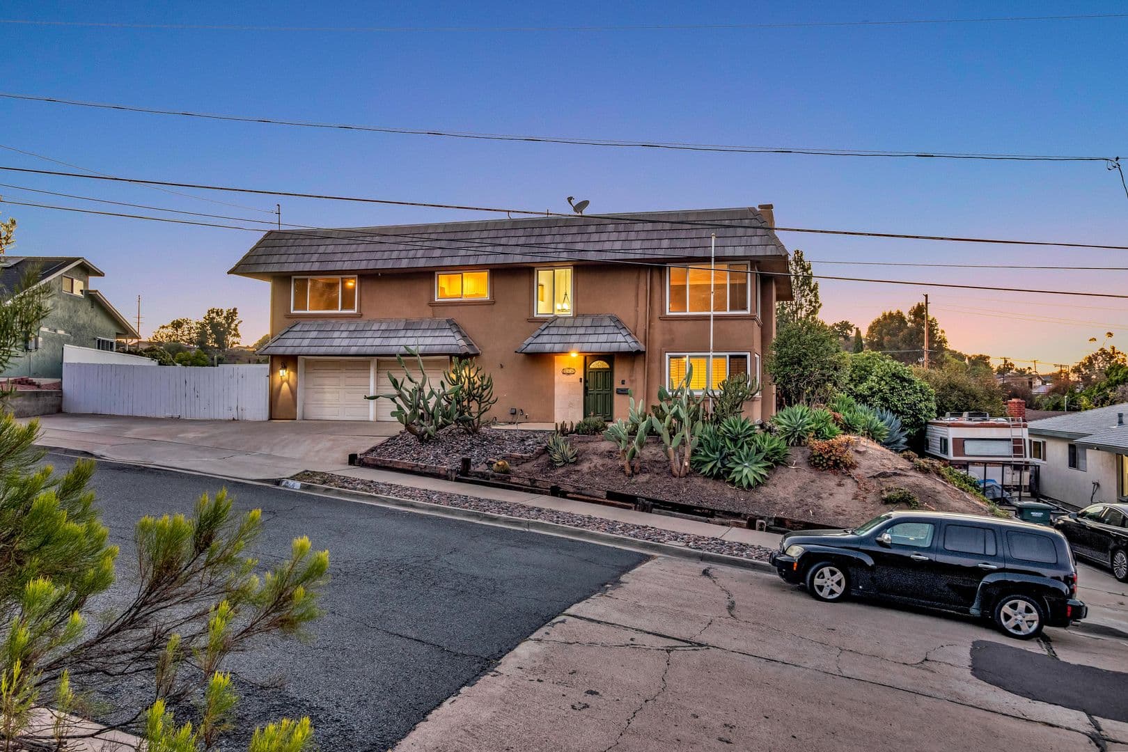 El Cajon House: 166 Cottonpatch Way