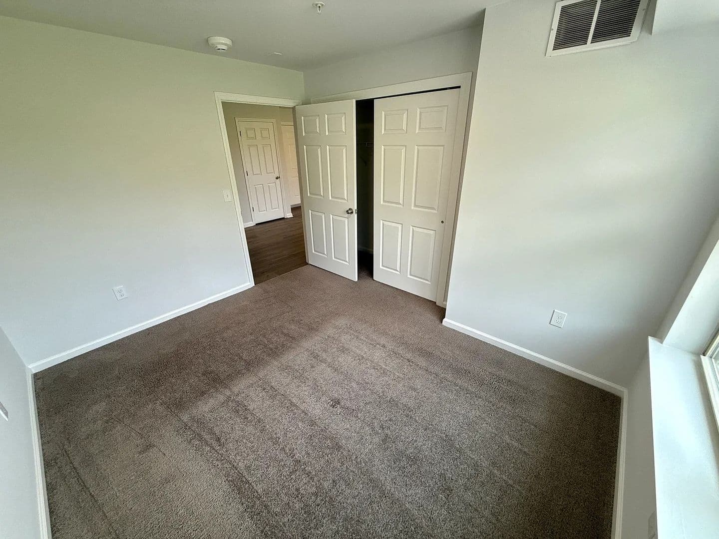 Bethlehem Apartment: 938 E 4th St