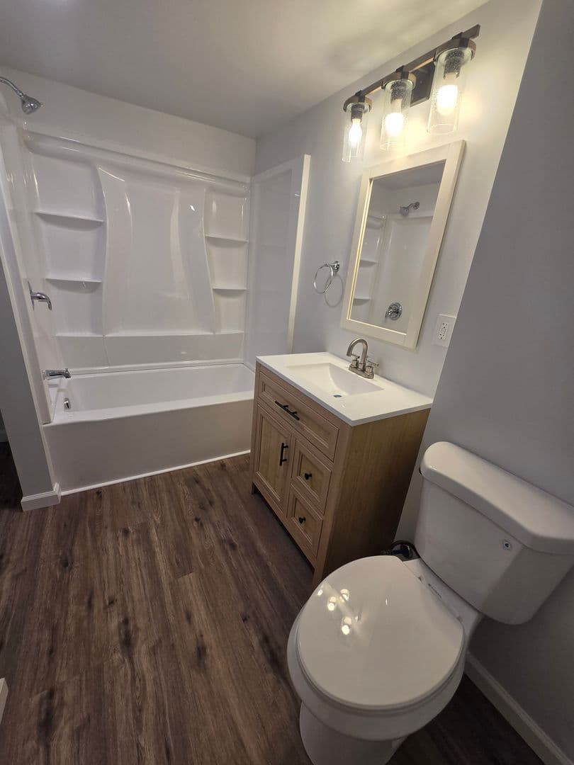 Wind Gap Apartment: 1733 W 8th Street
