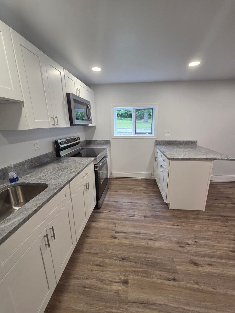 Wind Gap Apartment: 1733 W 8th Street