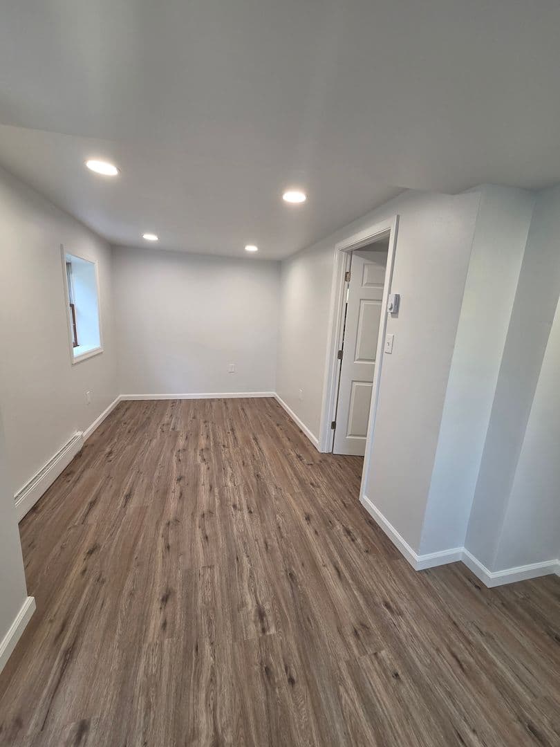 Wind Gap Apartment: 1733 W 8th Street