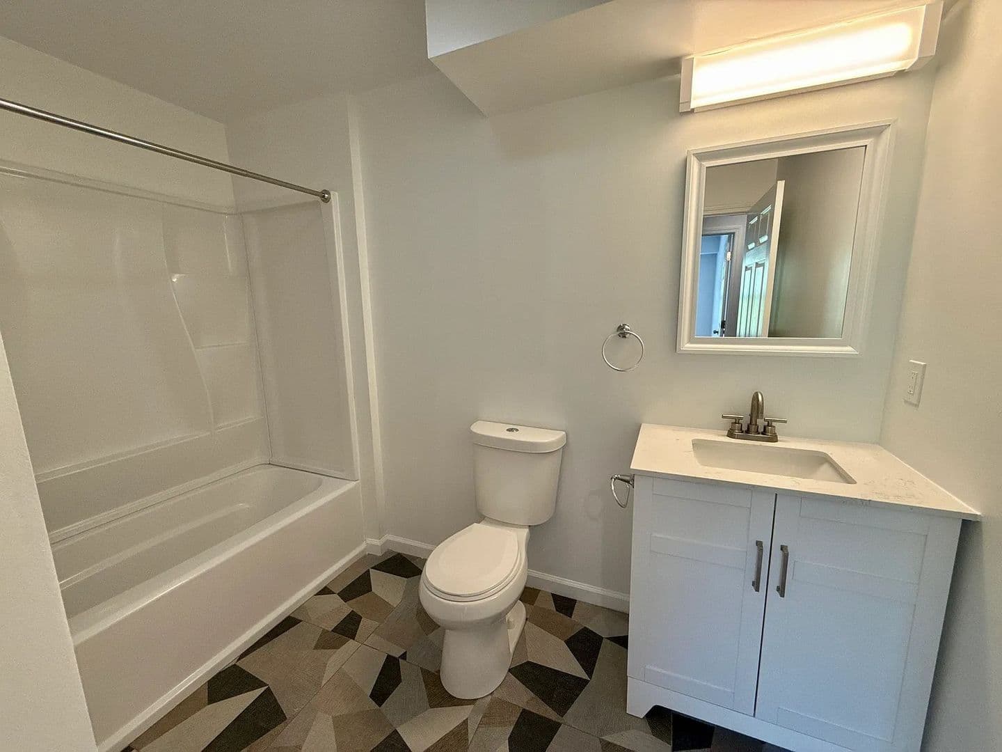 Bethlehem Apartment: 938 E 4th St