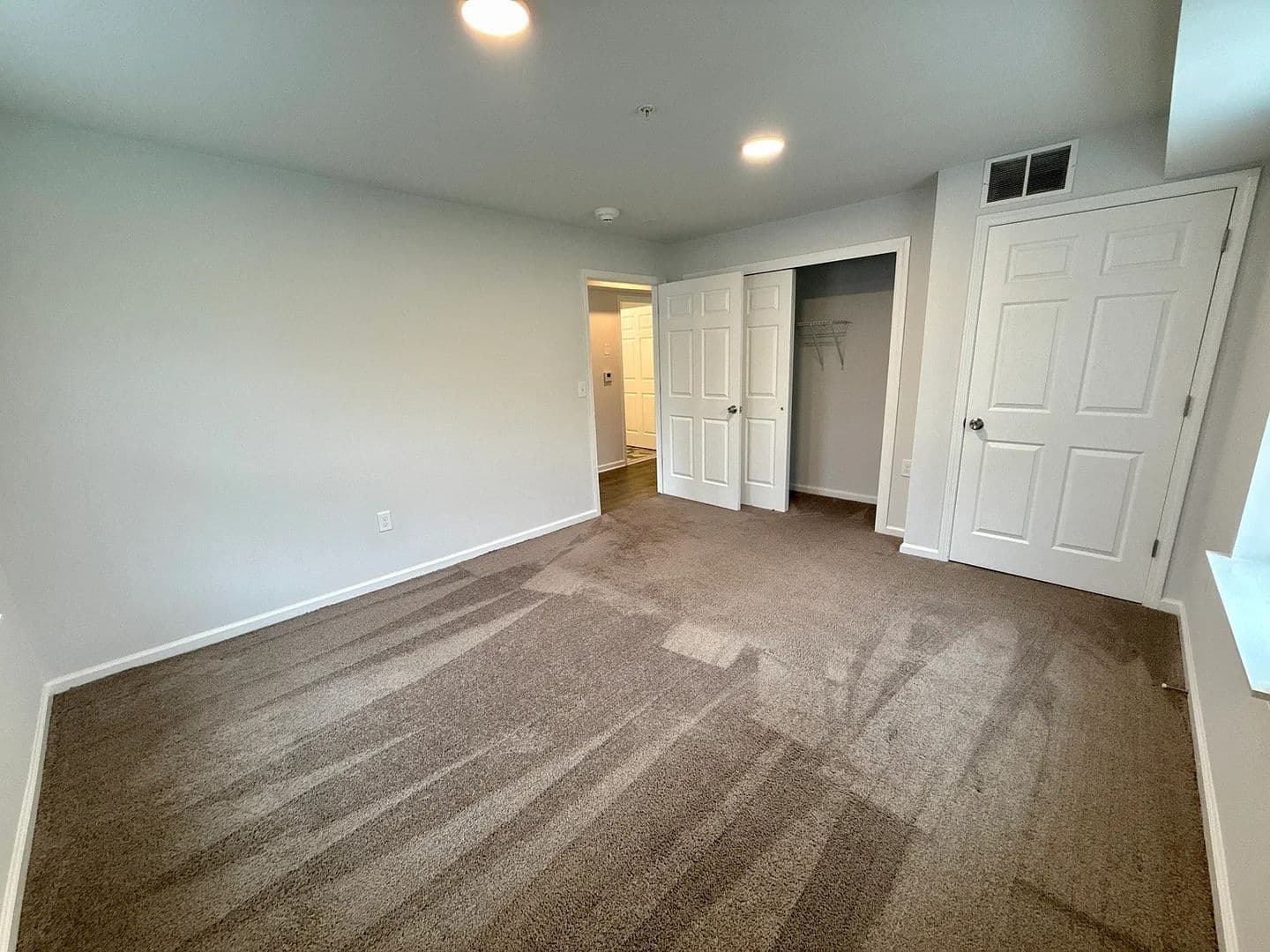 Bethlehem Apartment: 938 E 4th St