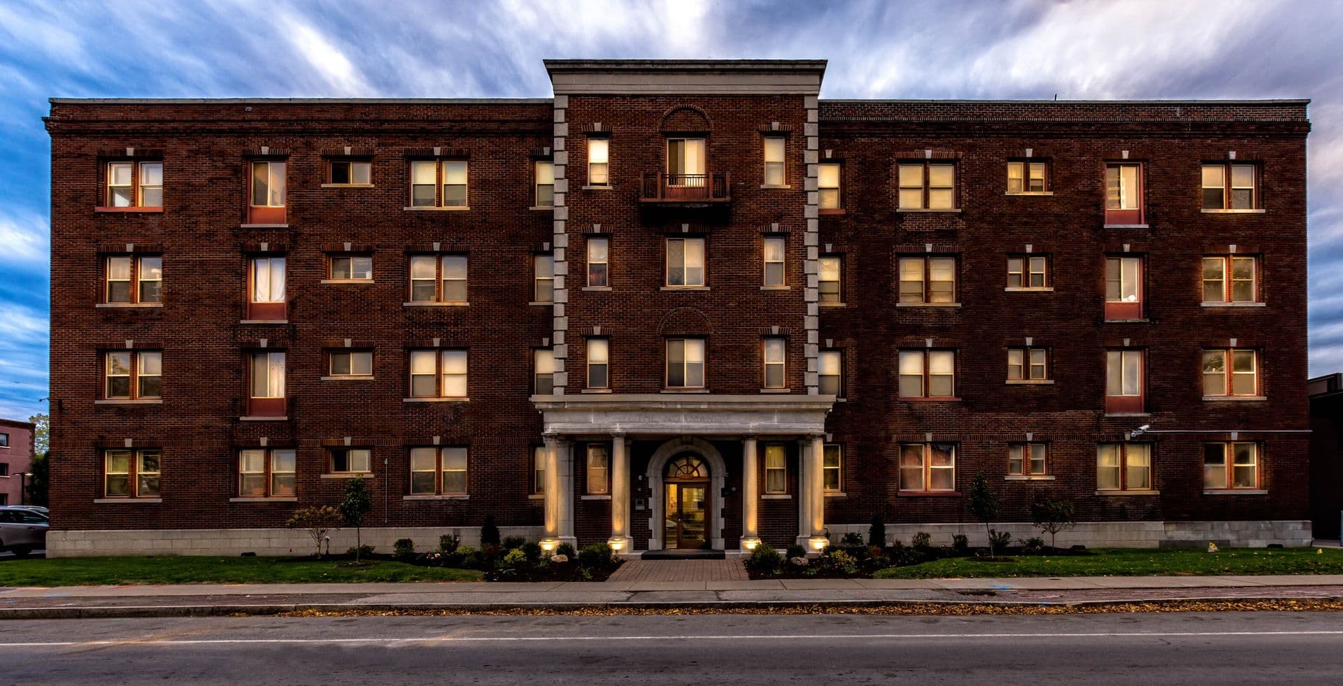 Rochester Apartment: 253 Alexander St