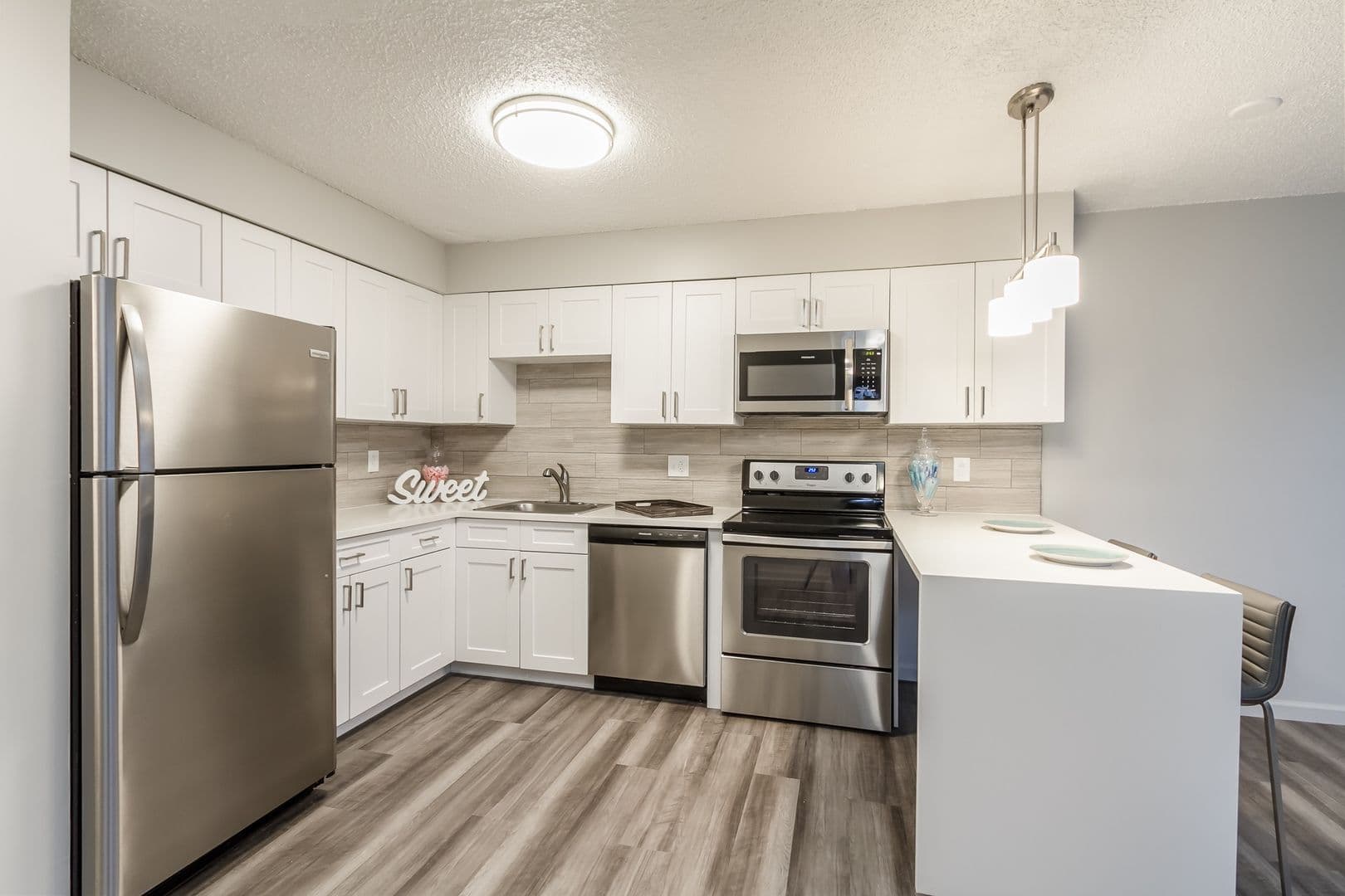 Brighton Apartment: Brighton Village Apartments