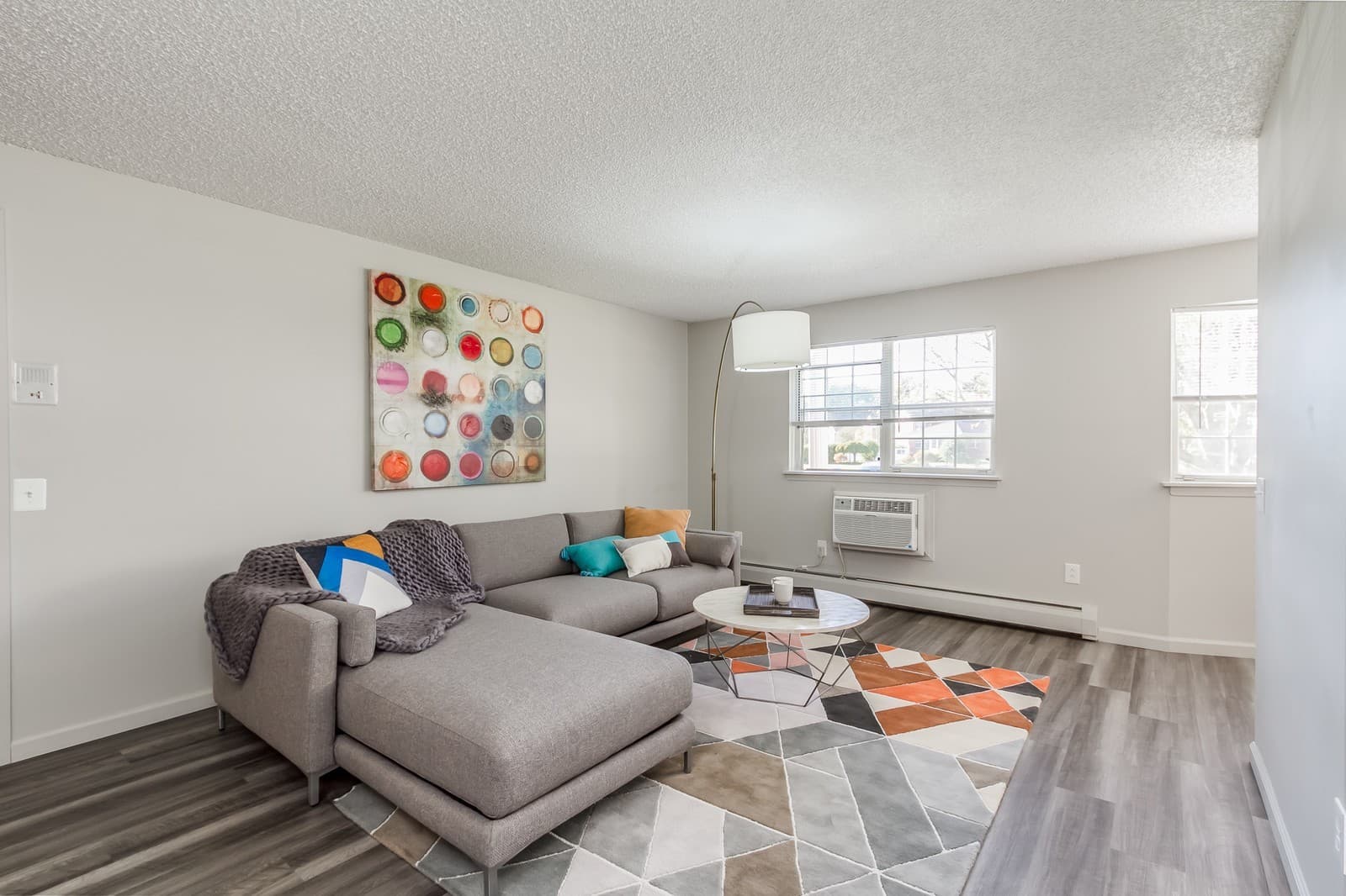 Brighton Apartment: Brighton Village Apartments