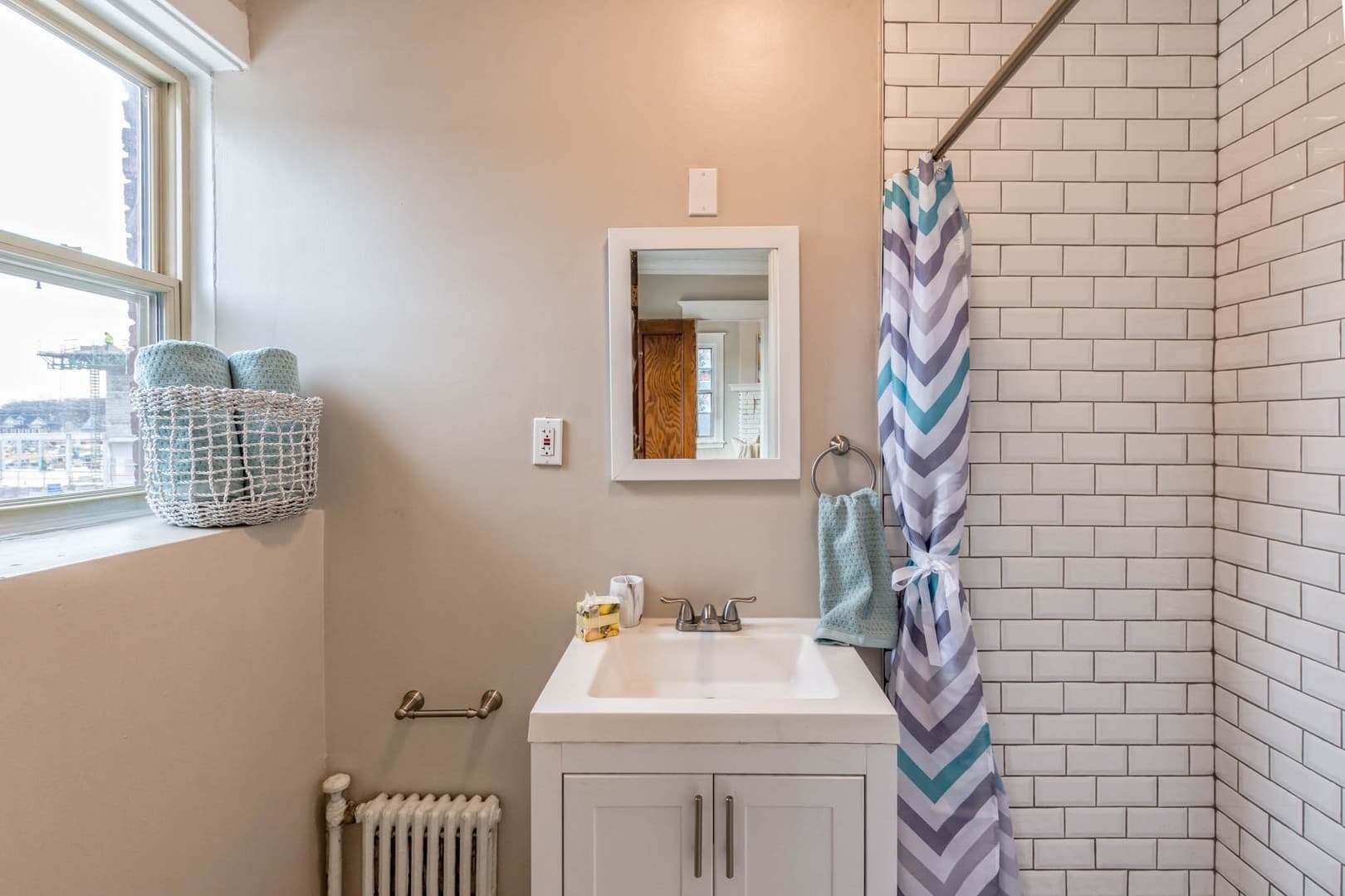 Rochester Apartment: 253 Alexander St