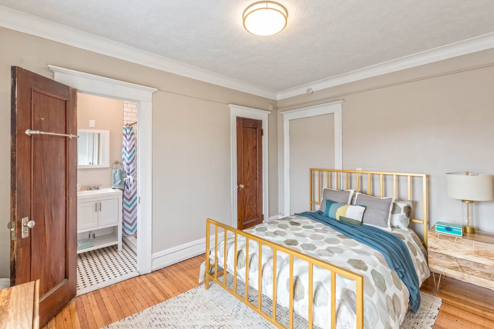 Rochester Apartment: 253 Alexander St