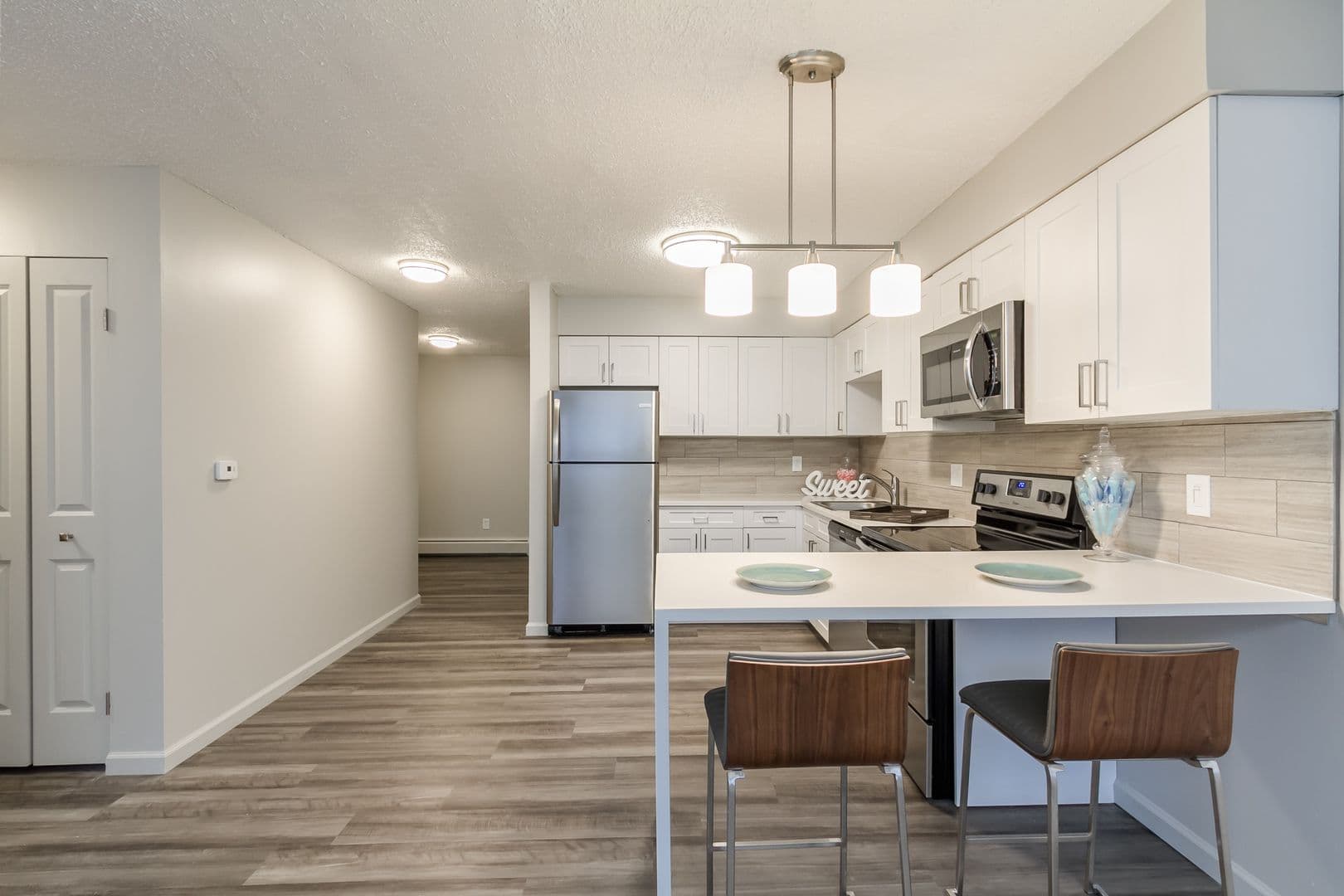 Brighton Apartment: Brighton Village Apartments