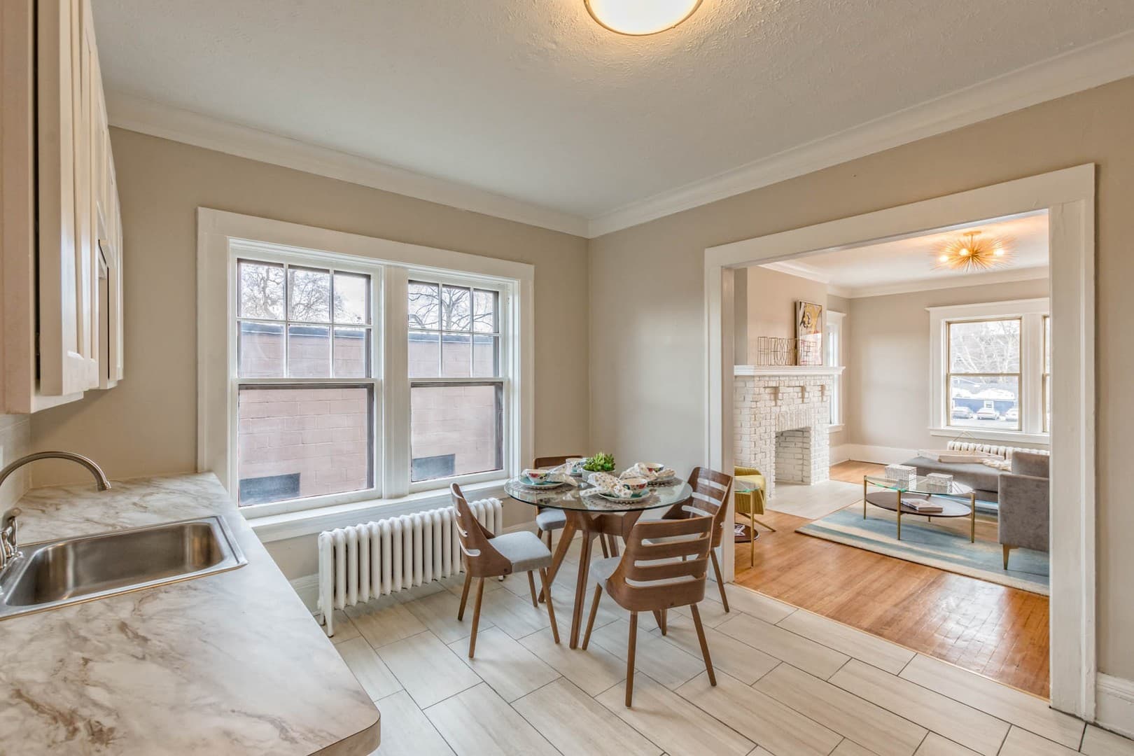 Rochester Apartment: 253 Alexander St