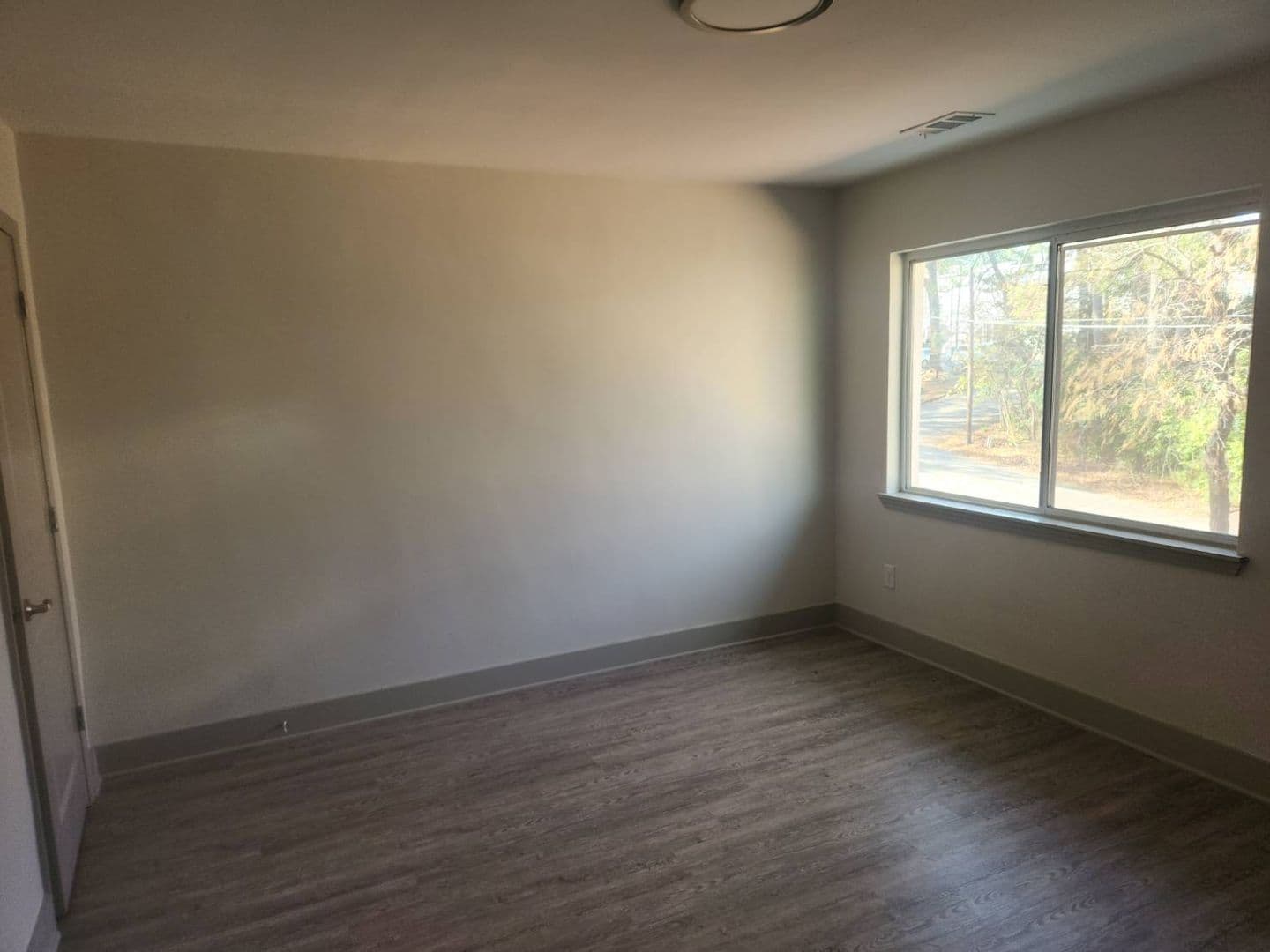 Decatur Apartment: 2085 Powell Ln
