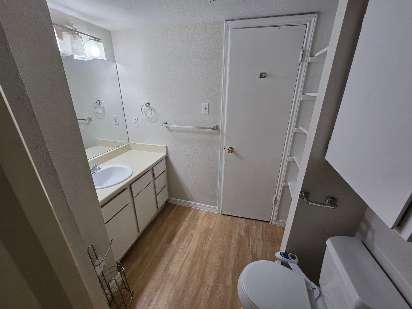 Austin Apartment: 513 South Park Drive