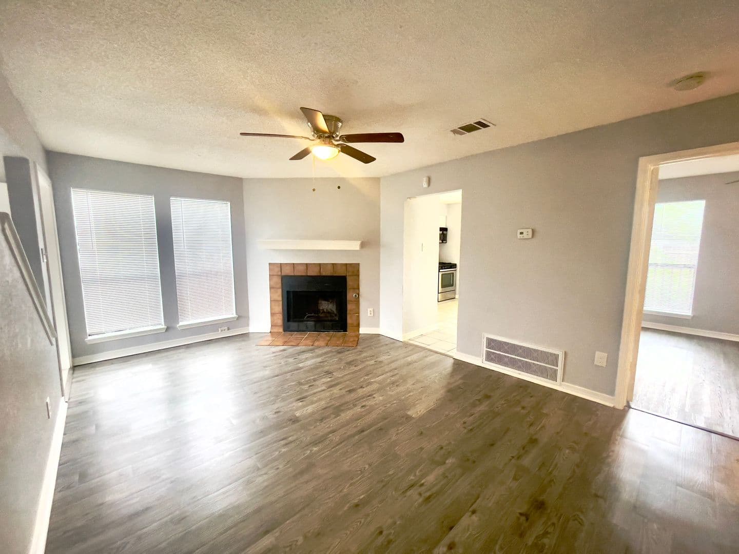 Austin Apartment: 2001 Kenneth Avenue