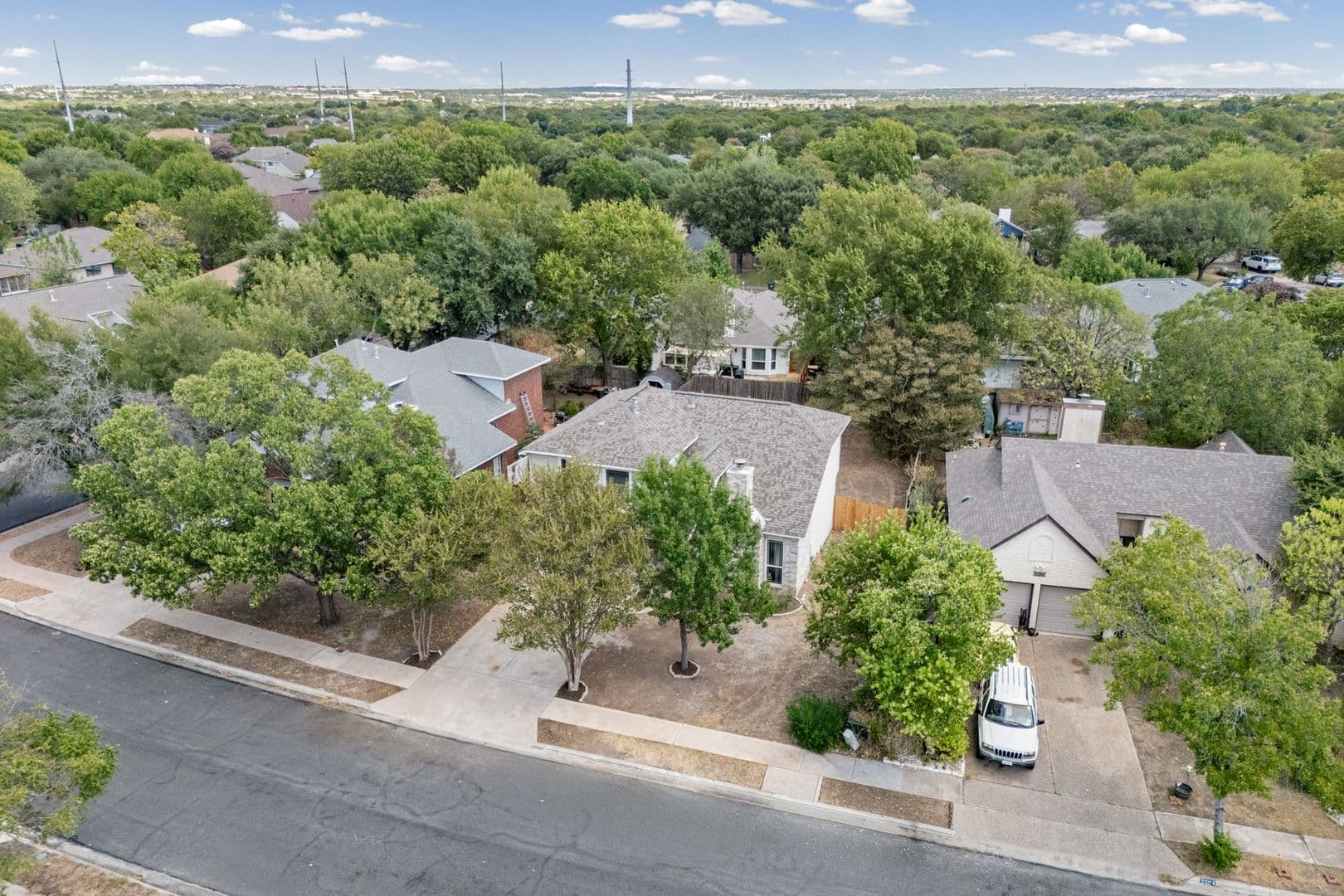 Leander House: 2502 Cynthia Court