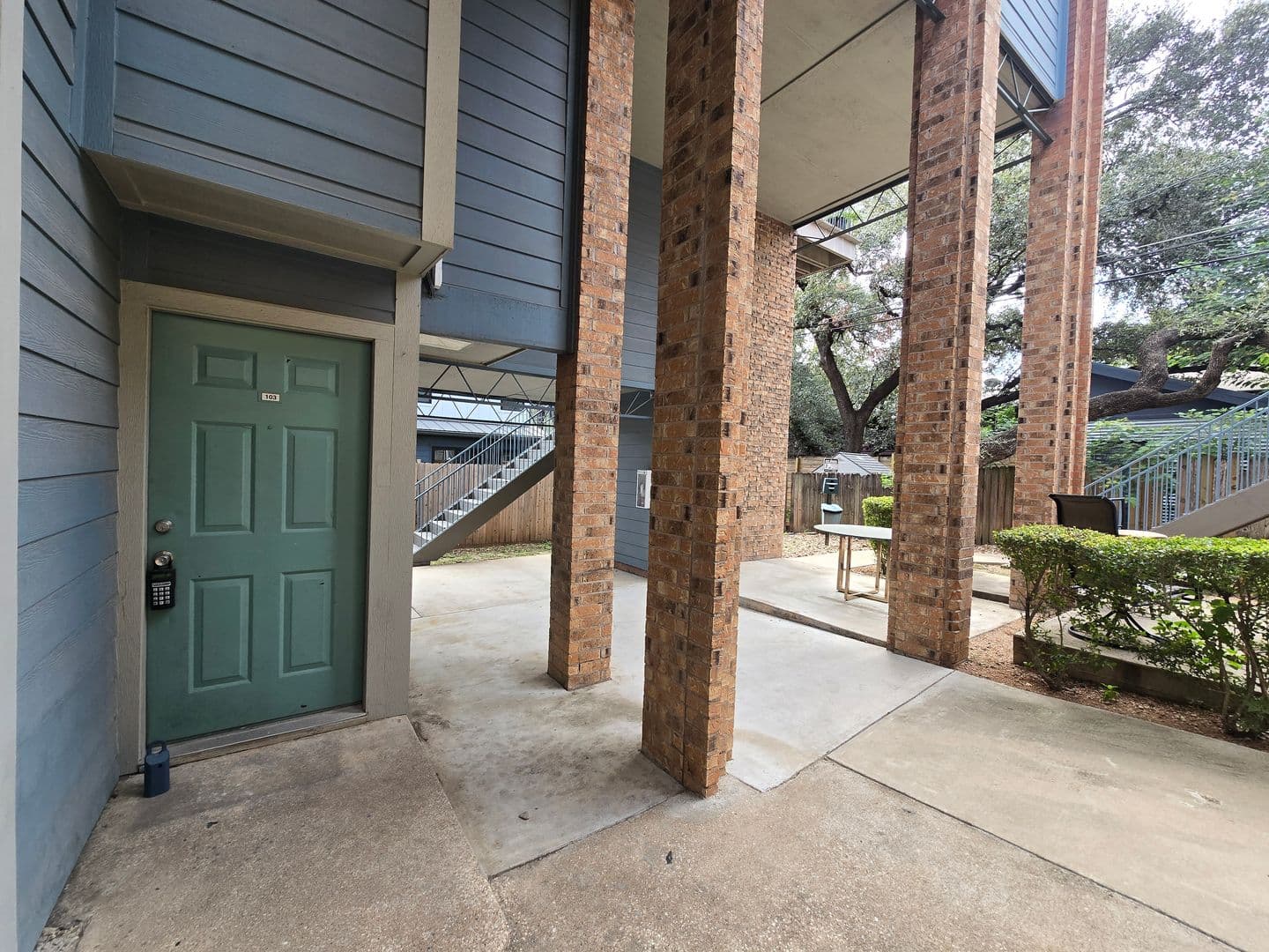 Austin Apartment: 513 South Park Drive