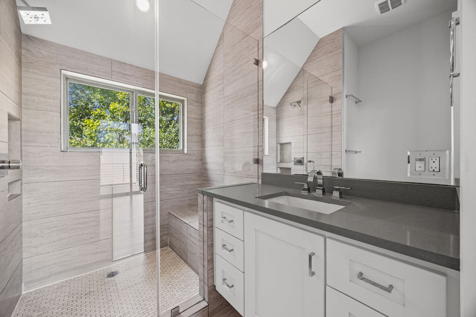 Austin Townhome: 502 W 51st St