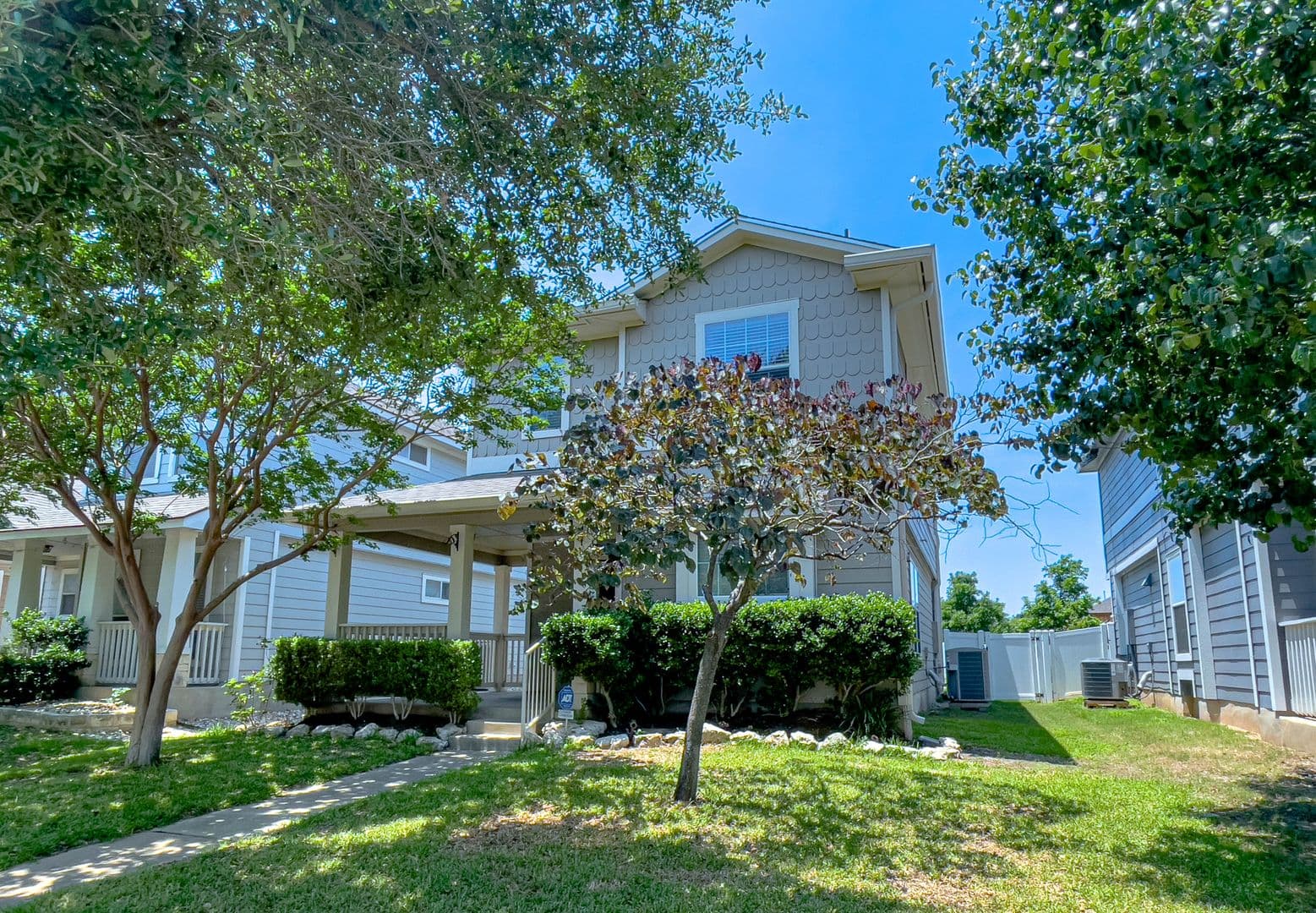 Cedar Park House: 601 Cherry Creek Drive, Unit 4