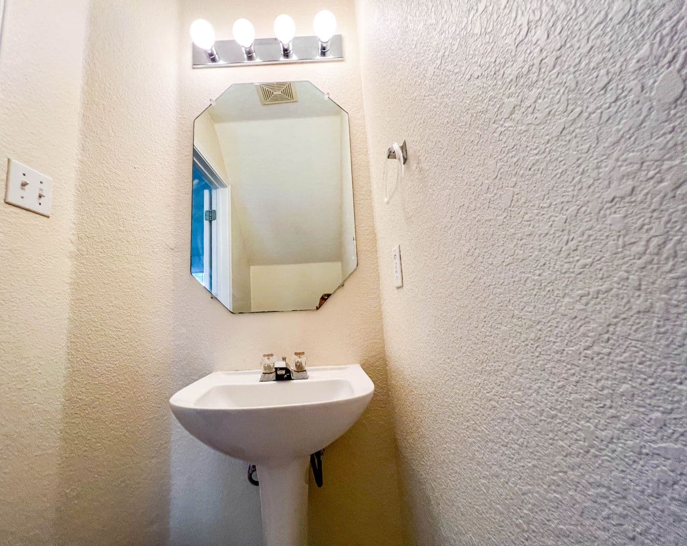 Austin House: 505 Shant Street