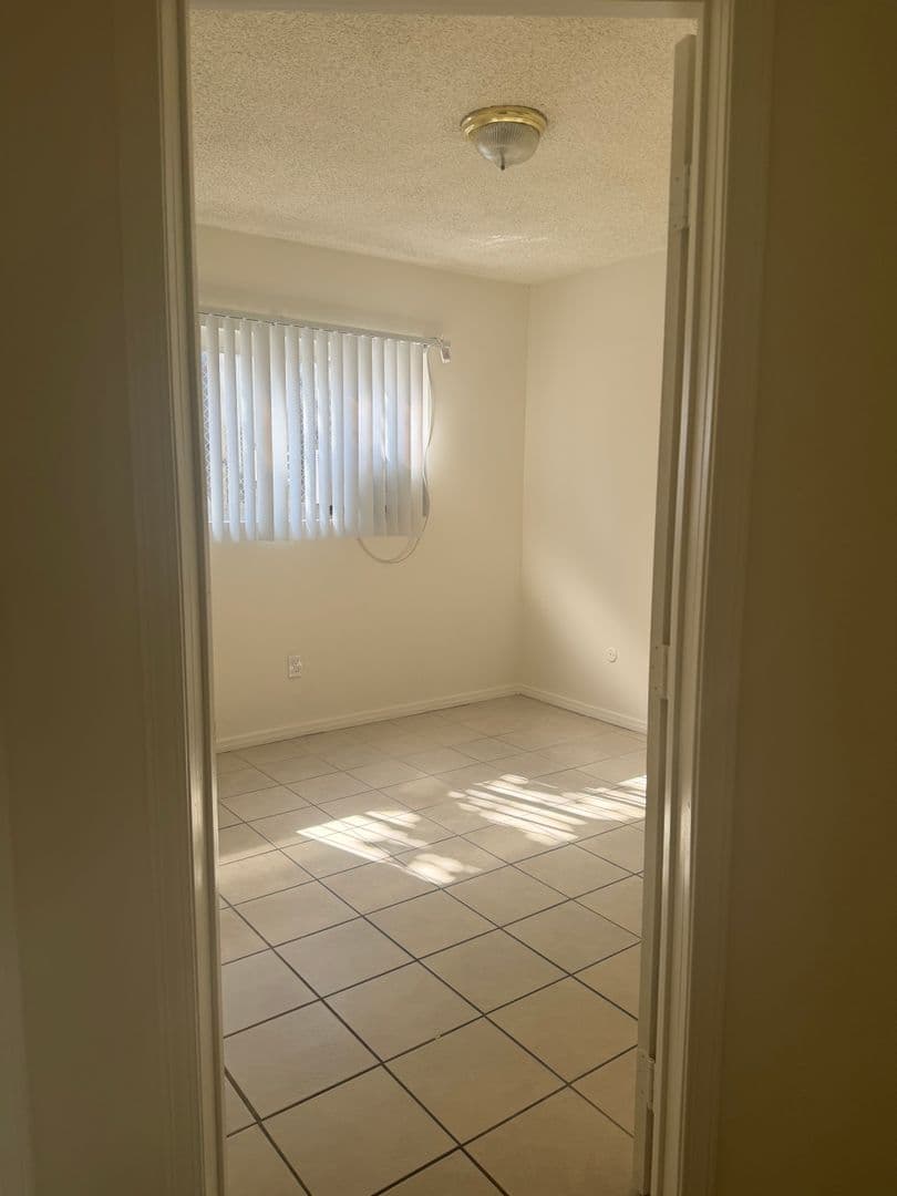 Anaheim Apartment: 1145 N. West Street