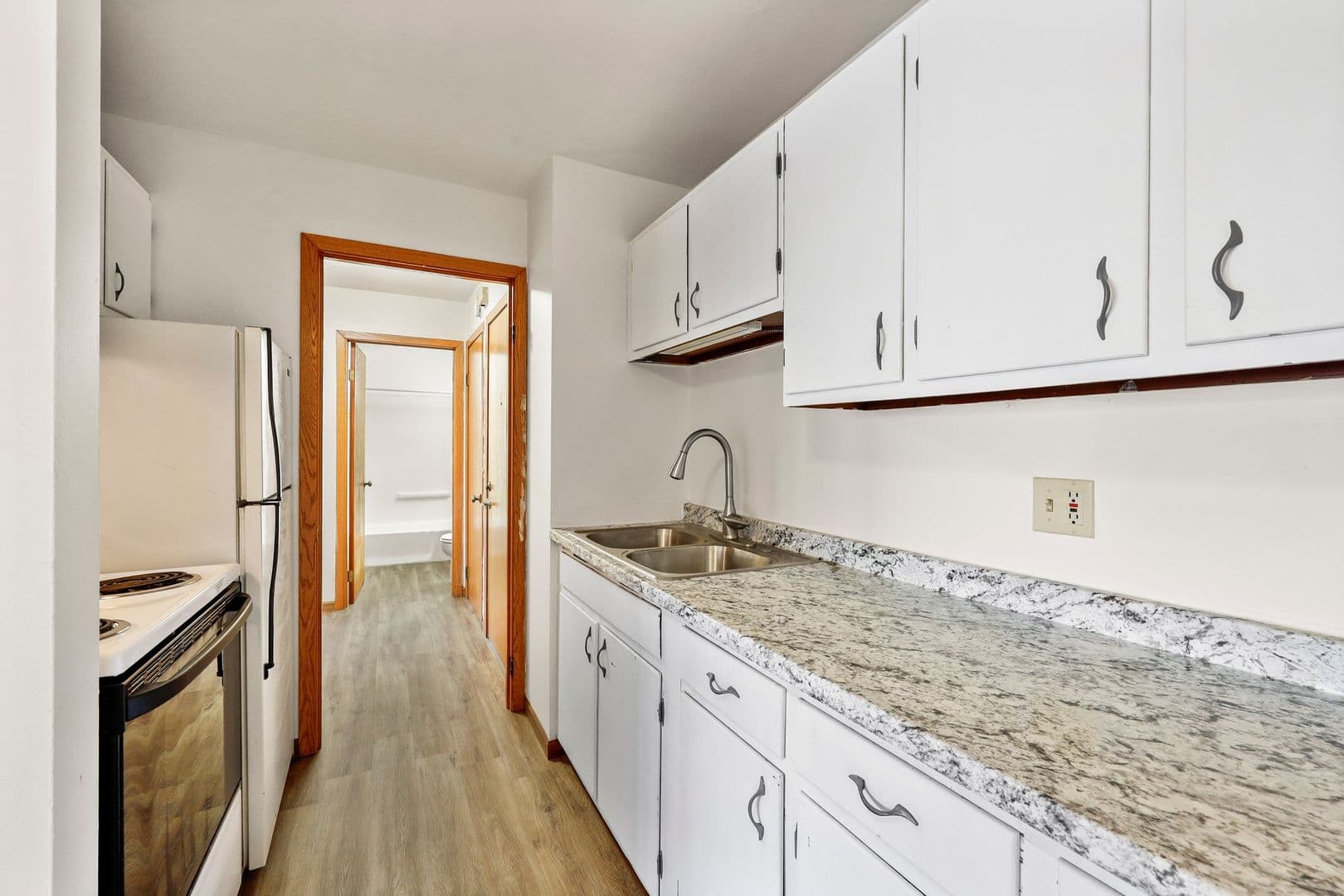 Whitewater Apartment: 1143 W. Carriage Dr.