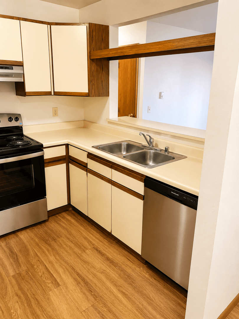 McFarland Apartment: 4716 & 4718 Dale St.
