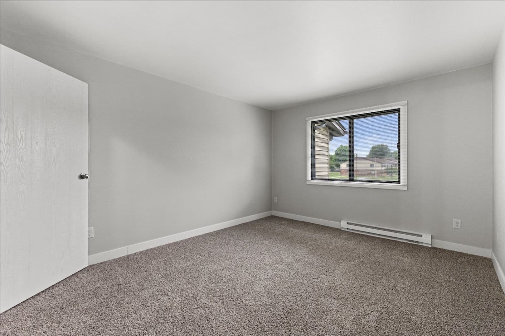 Fond Du Lac Apartment: 571 W Arndt St.