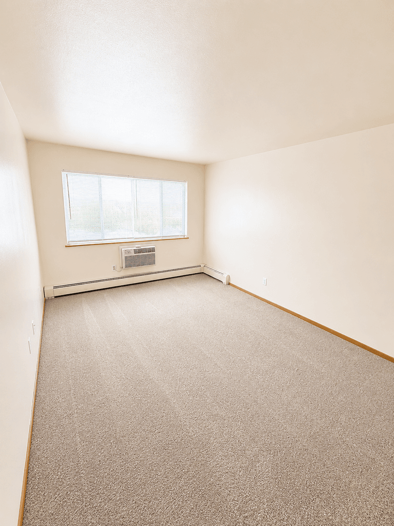 Sparta Apartment: 604 N Black River St