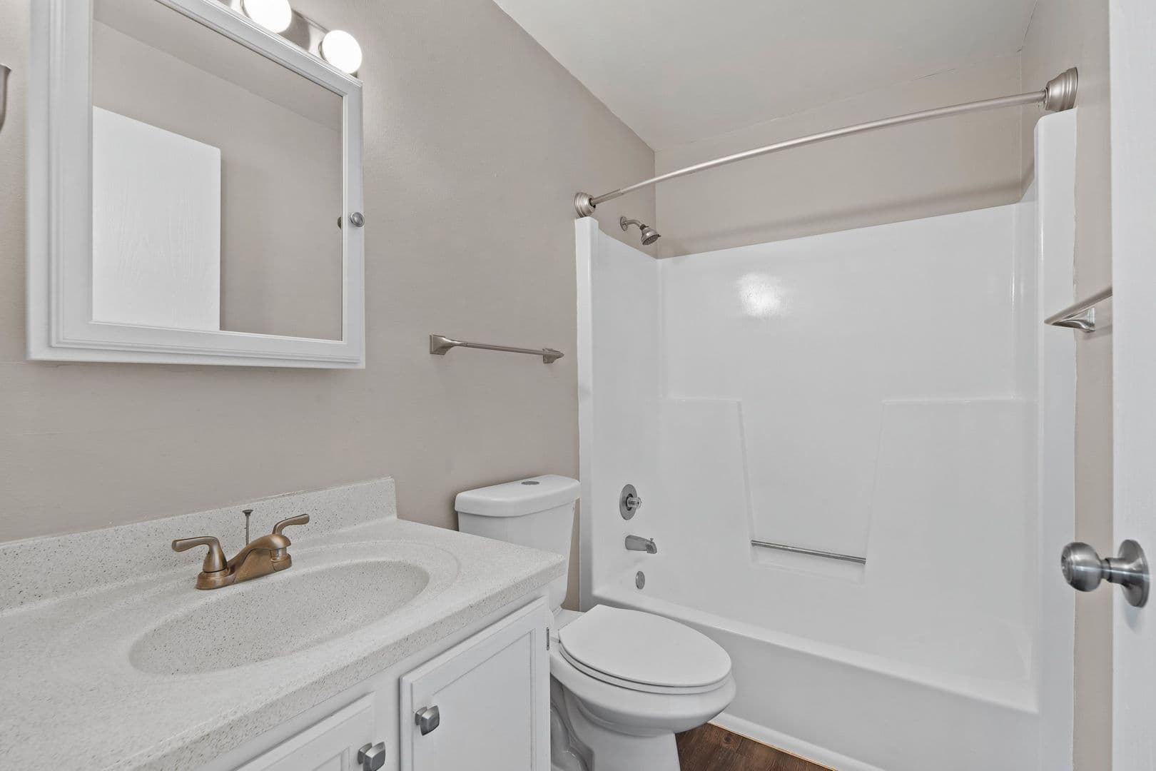 Fond Du Lac Apartment: 37 Fountain Circle