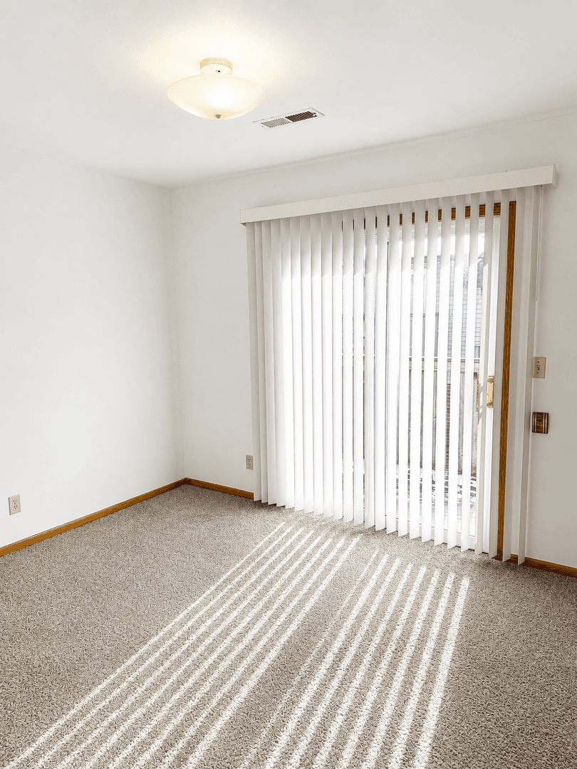 Milton Apartment: 167 - 195 N Janesville St