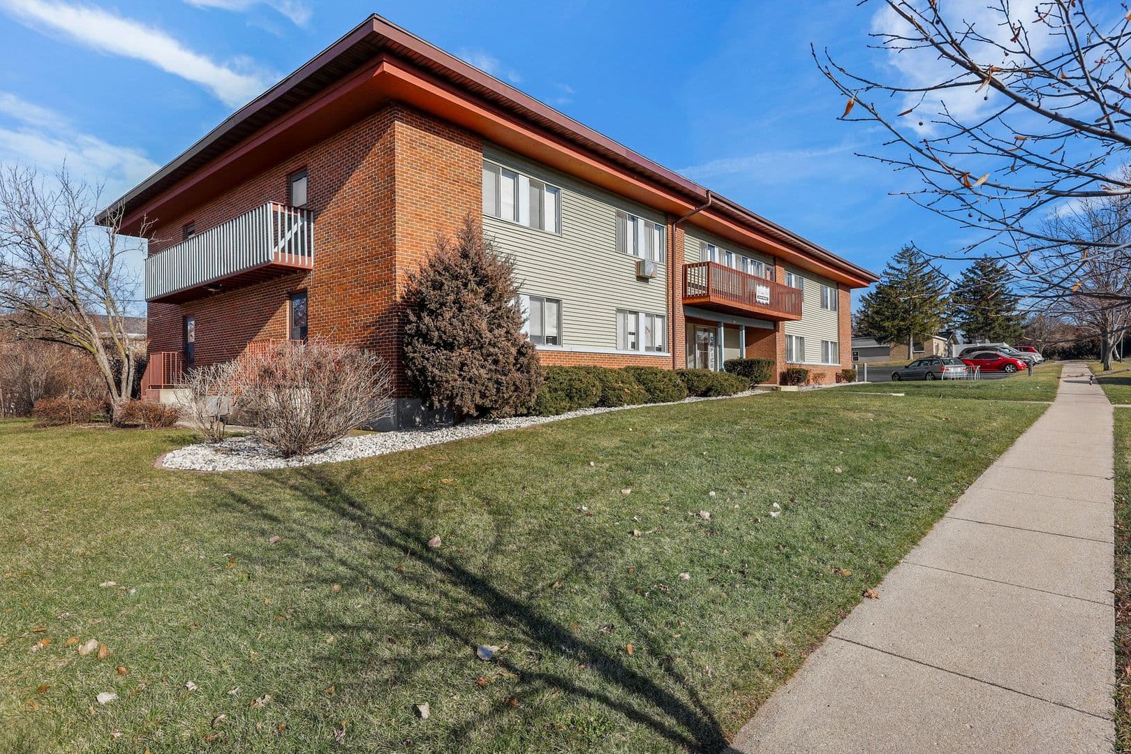 Whitewater Apartment: 1121 W. Carriage Dr.