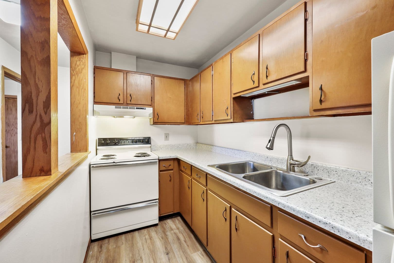 Whitewater Apartment: 1121 W. Carriage Dr.