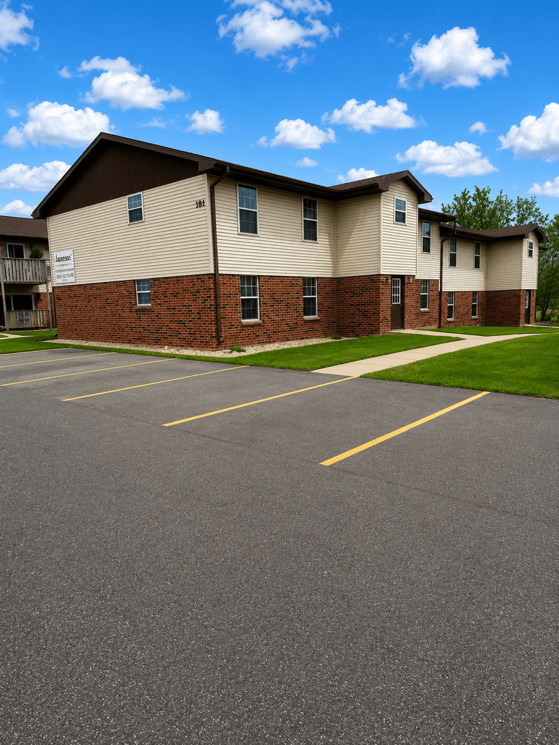 Milton Apartment: 167 - 195 N Janesville St
