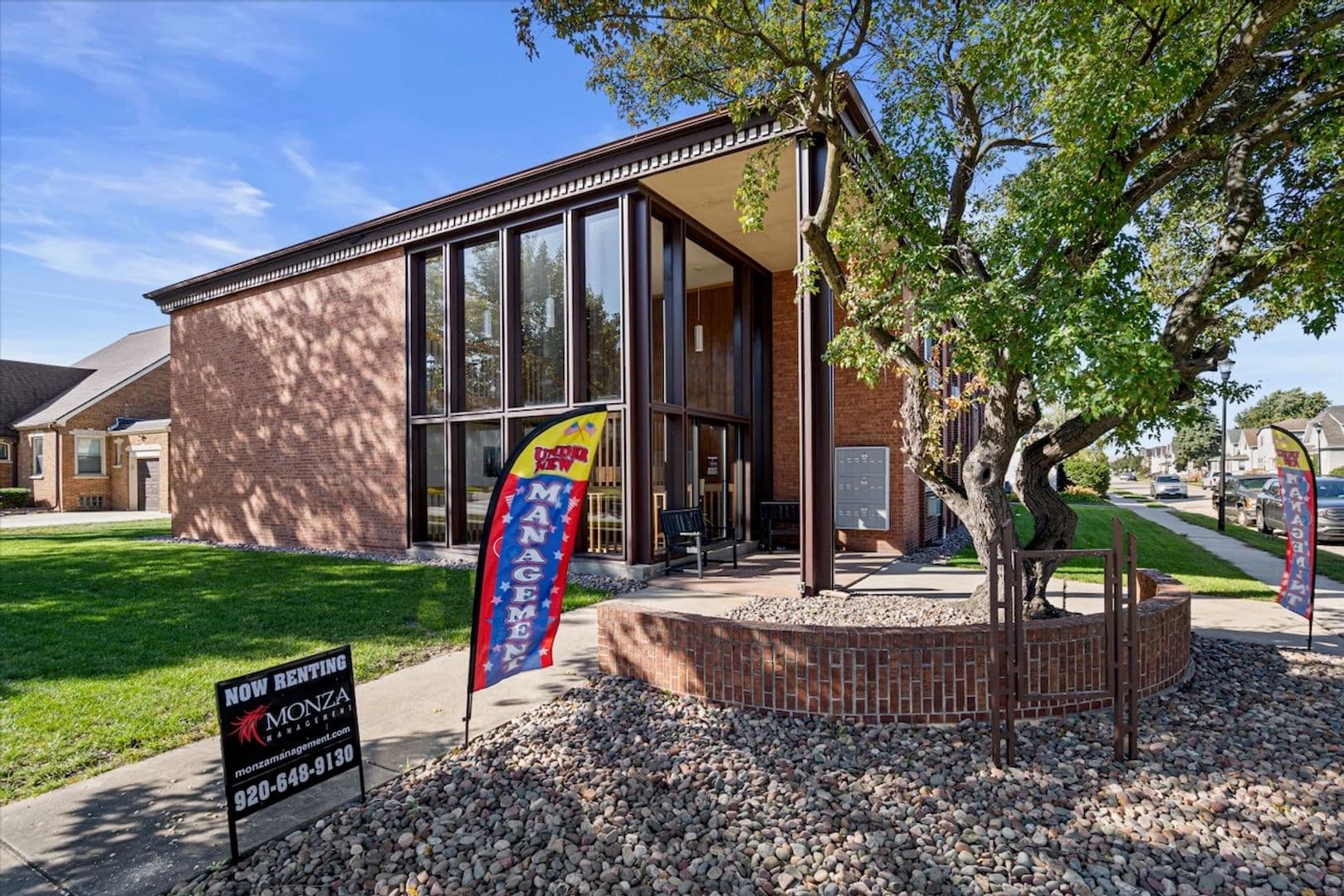 Fond Du Lac Apartment: 202 E. Rees Street