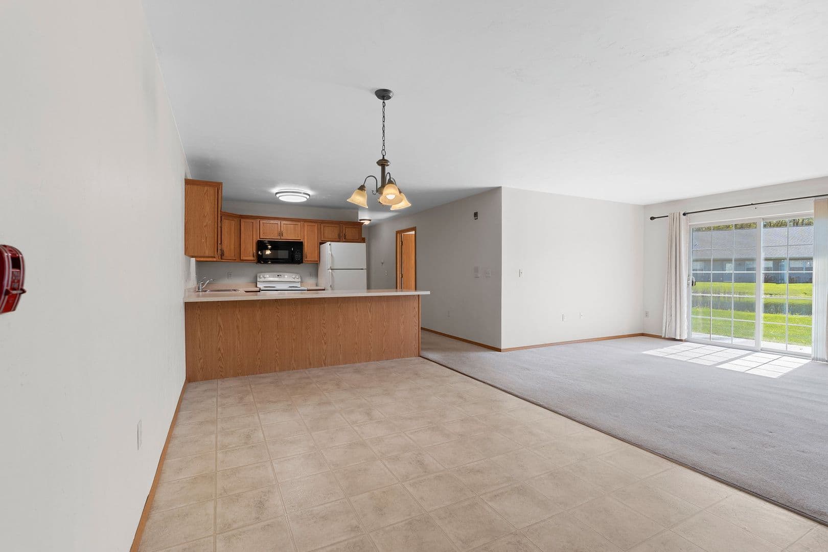 Cecil Apartment: 308 Golfview Road