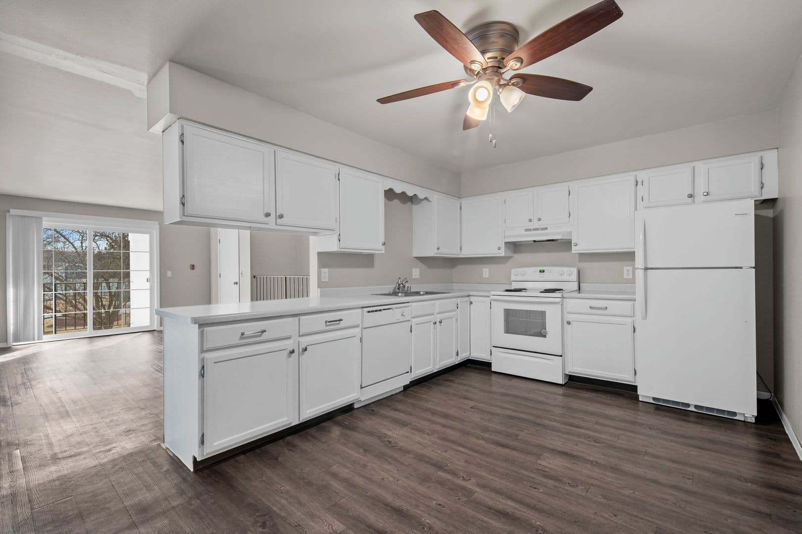 Fond Du Lac Apartment: 37 Fountain Circle