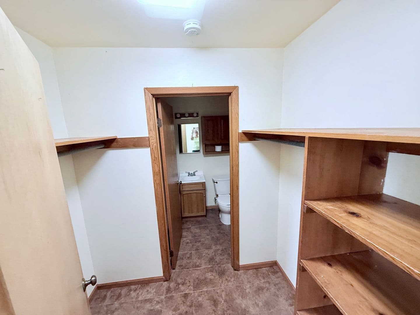 Whitewater Apartment: 1156 W Carriage Drive