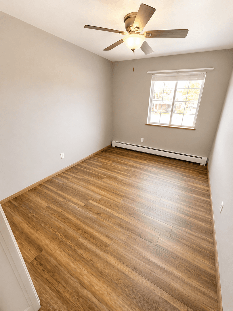 Sparta Apartment: 604 N Black River St