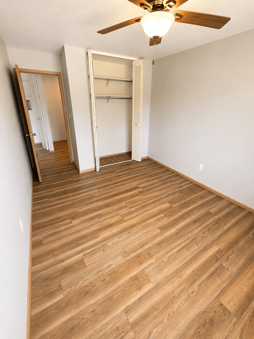 Sparta Apartment: 604 N Black River St