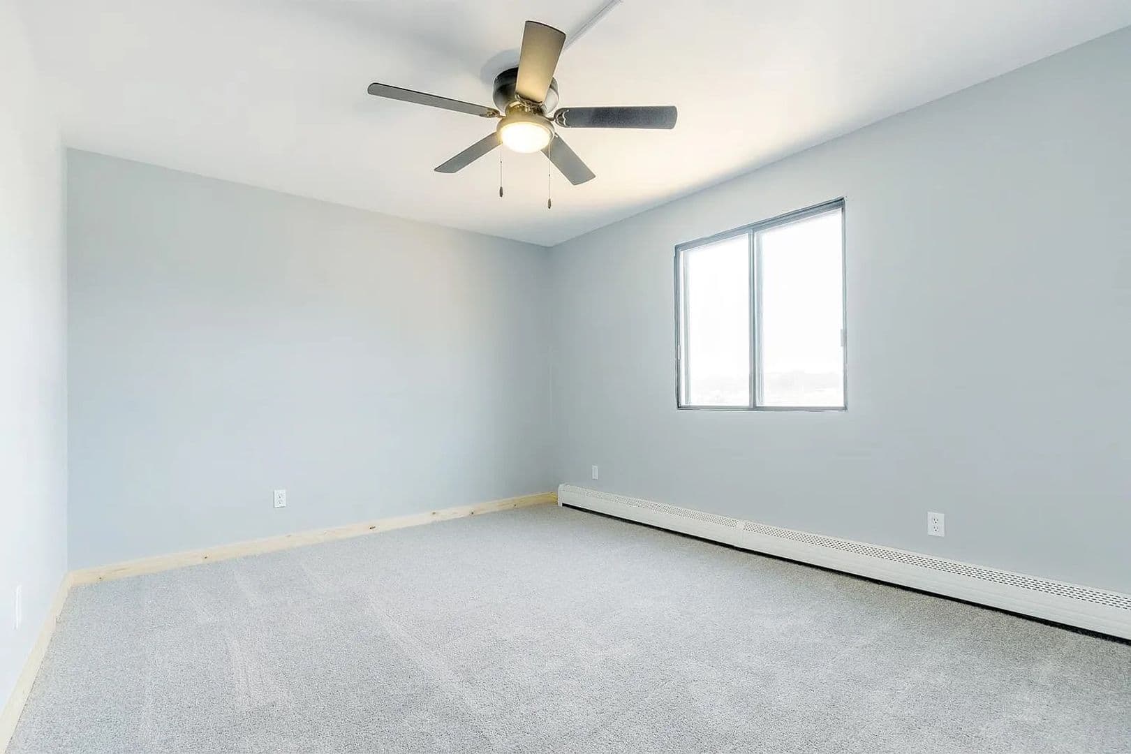 Cross Plains Apartment: 2703 Westview Ct