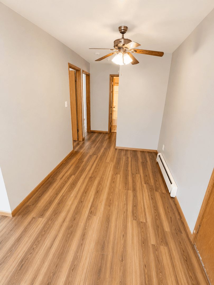 Sparta Apartment: 604 N Black River St