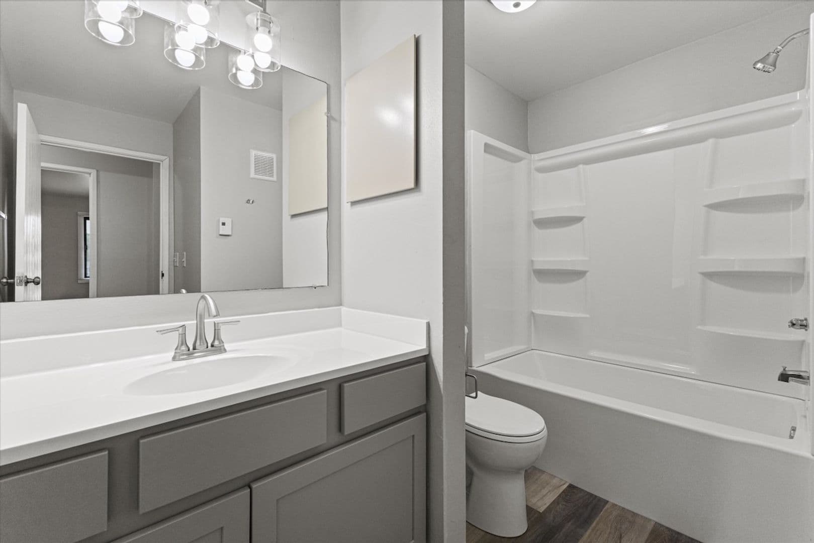 Fond Du Lac Apartment: 571 W Arndt St.