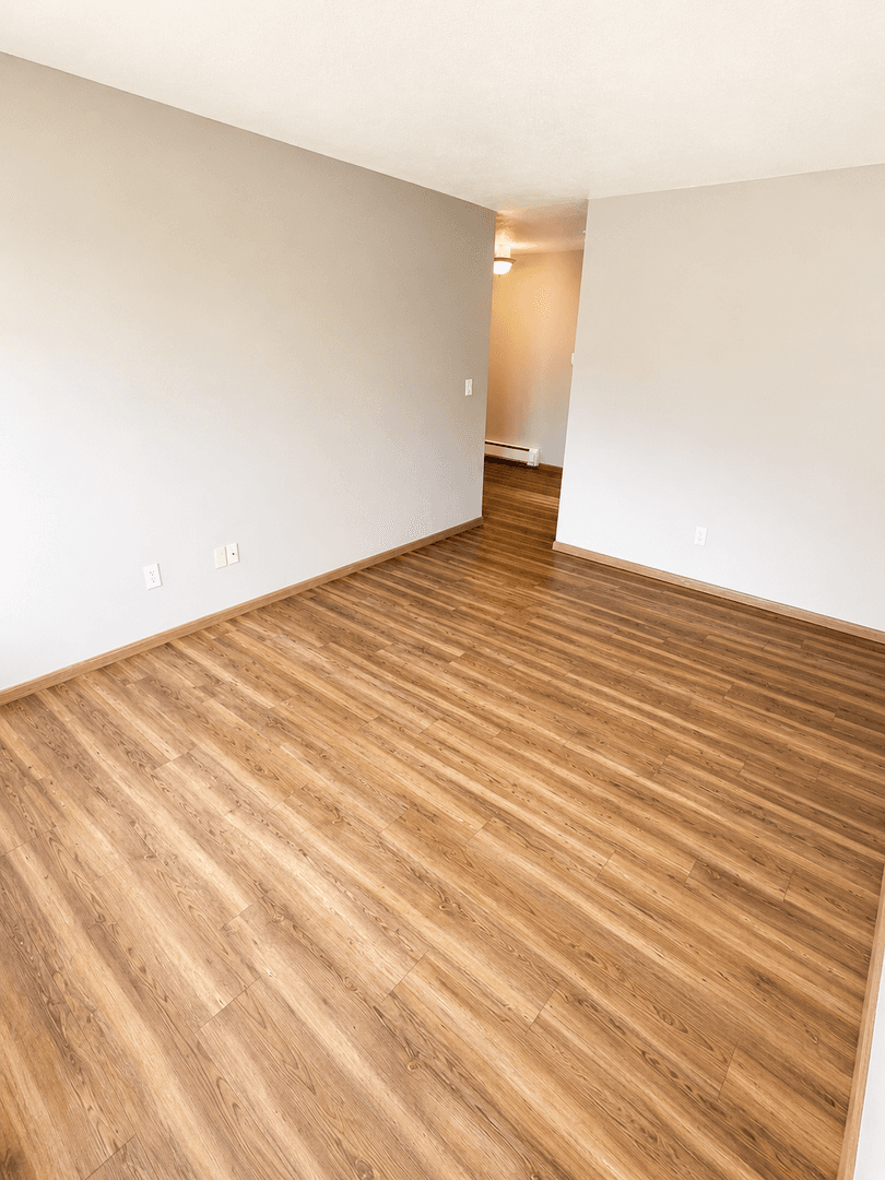 Sparta Apartment: 604 N Black River St
