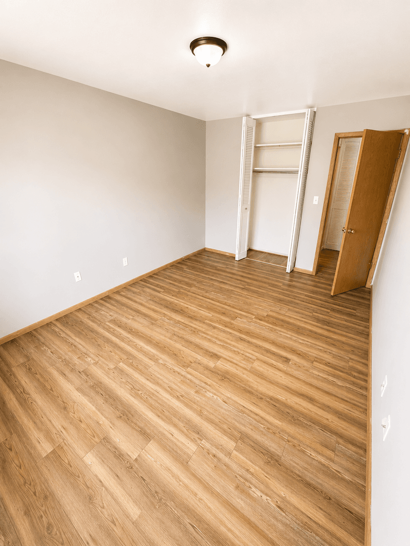 Sparta Apartment: 604 N Black River St