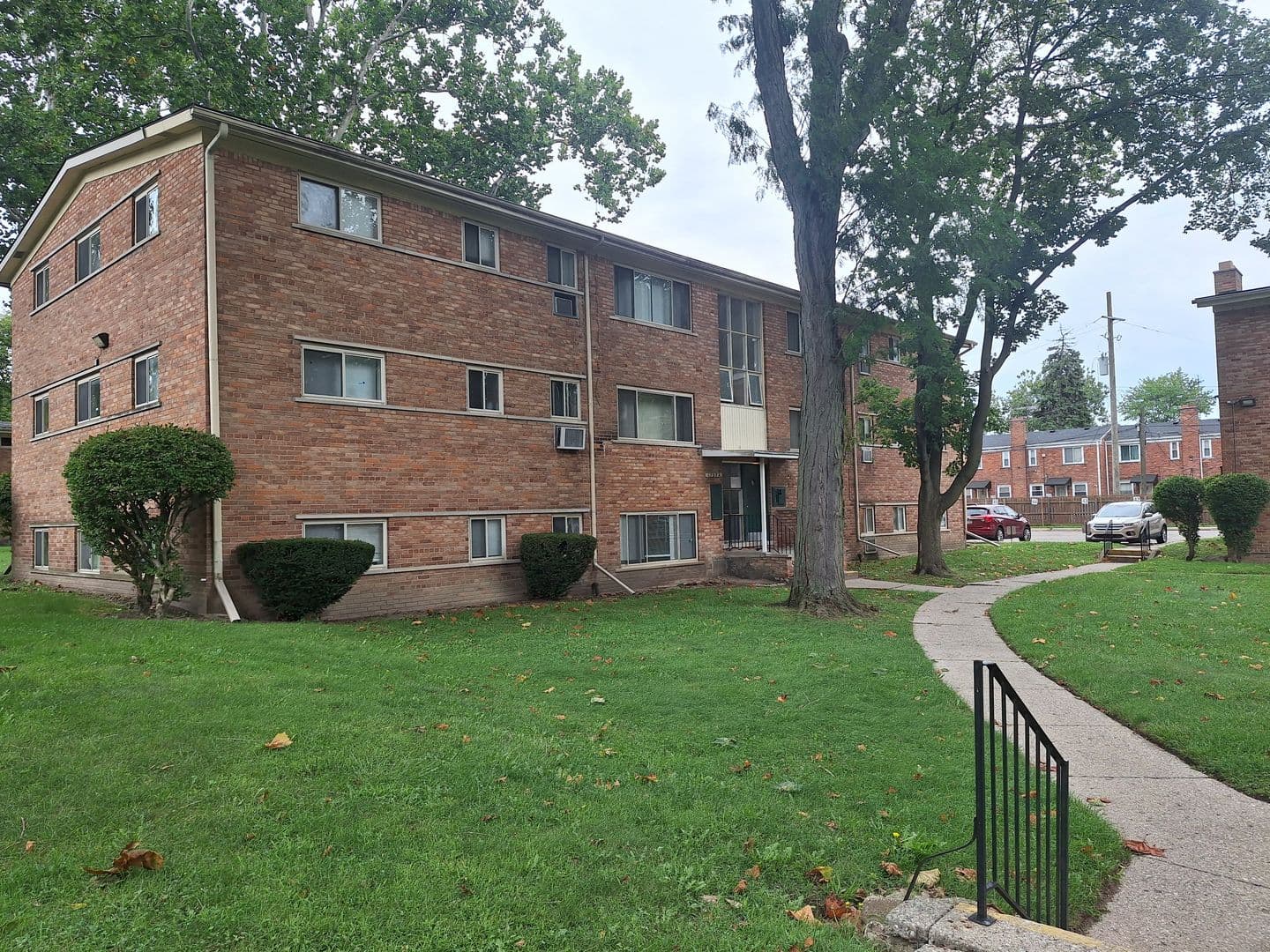 Detroit Condo: 17274 Bentler St